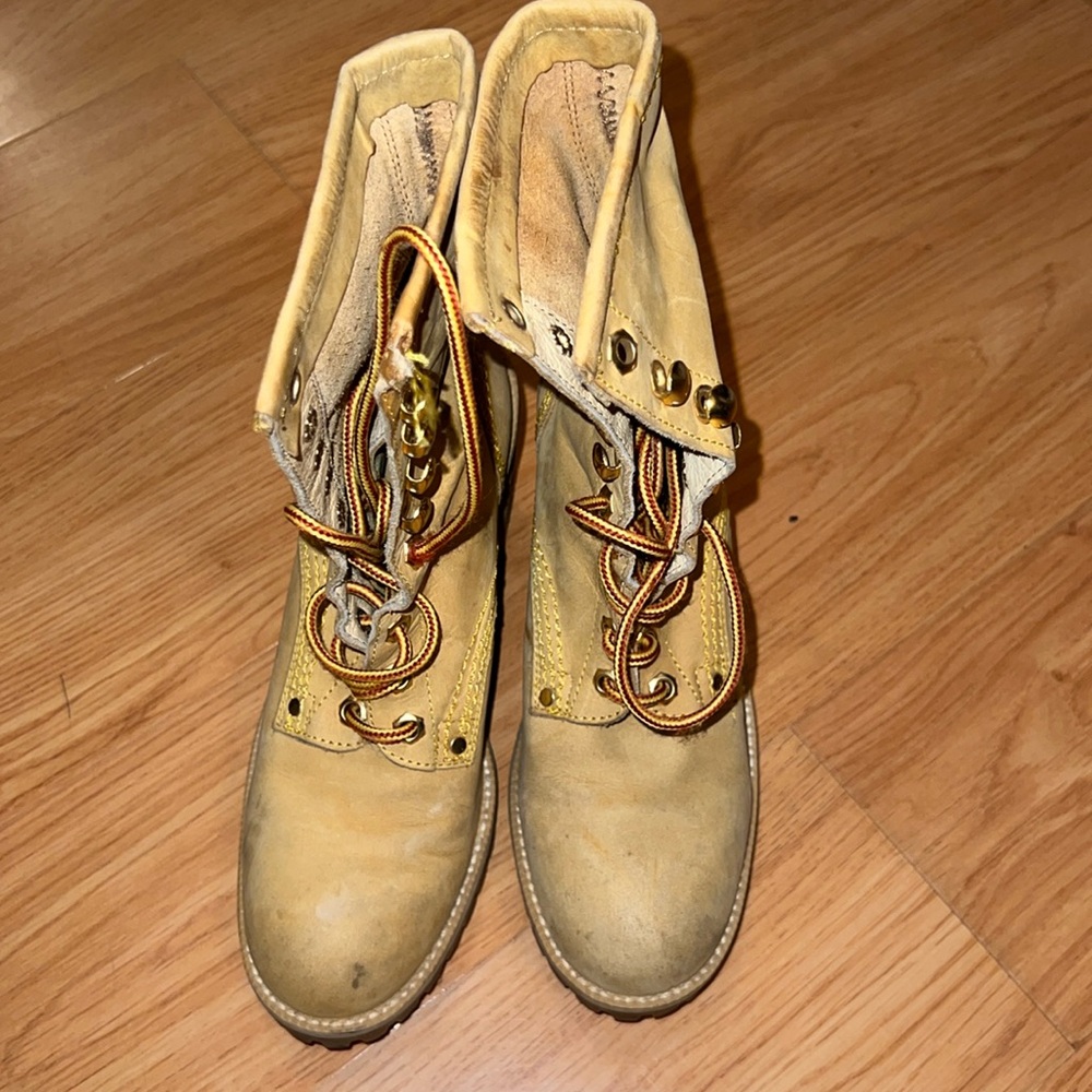 Guess Brown Leather Vintage Boots Size 6